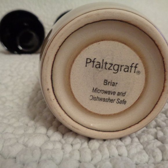 Pfaltzgraff Briar Coffee Cups / Mugs Set of 4 - Picture 7 of 7